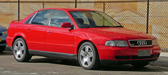 Audi A4 vehicle pic